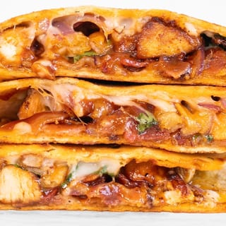 BBQ Chicken & Bacon Laffadilla